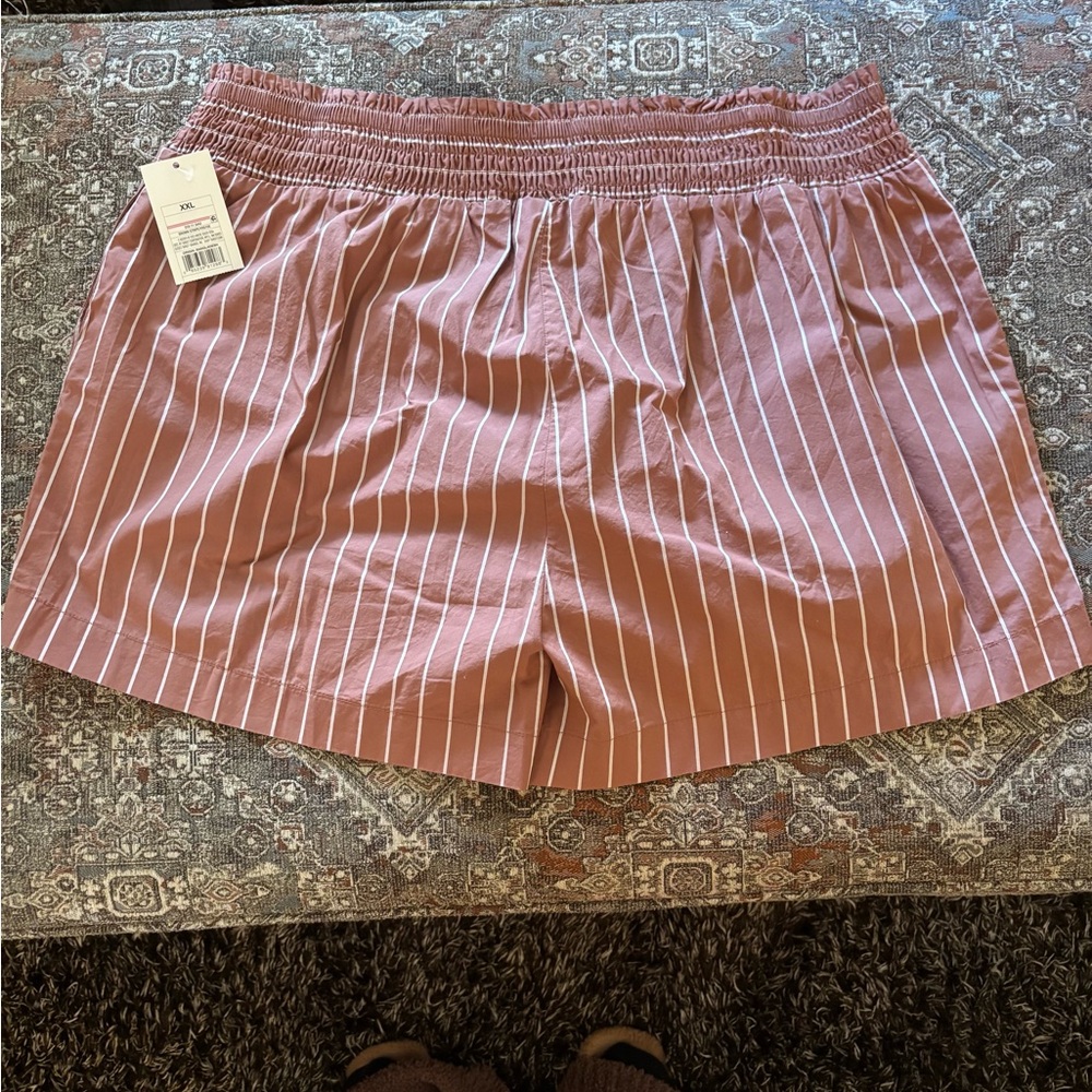 Striped Pink Three-Piece Set - Picture 4 of 7